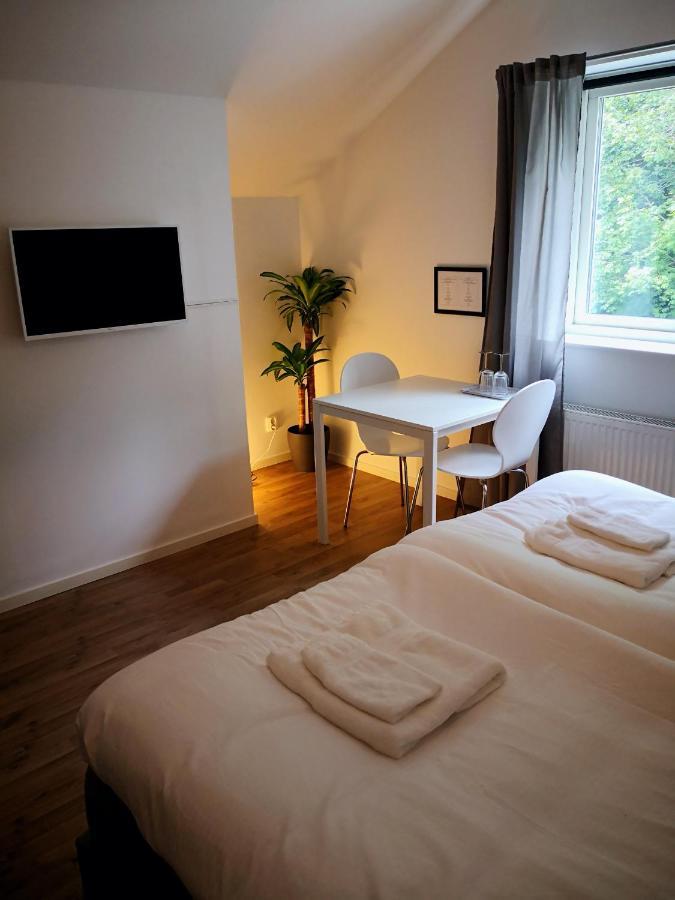 Arrive Bed & Breakfast, Landvetter Buitenkant foto