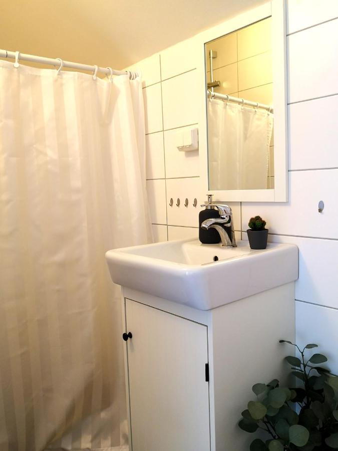 Arrive Bed & Breakfast, Landvetter Buitenkant foto